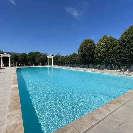 Le 24 Du Chateau Montbrun-les-Bains